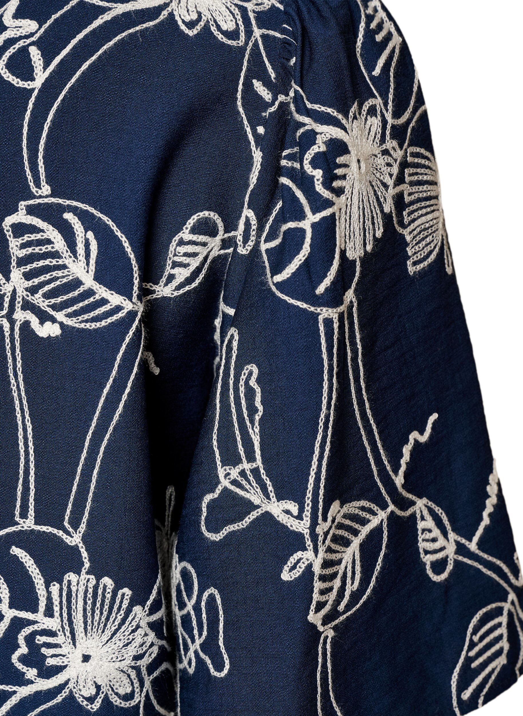 ZizziKort&auml;rmad blus med broderat m&ouml;nster, Bl&aring;, Packshot image number 3