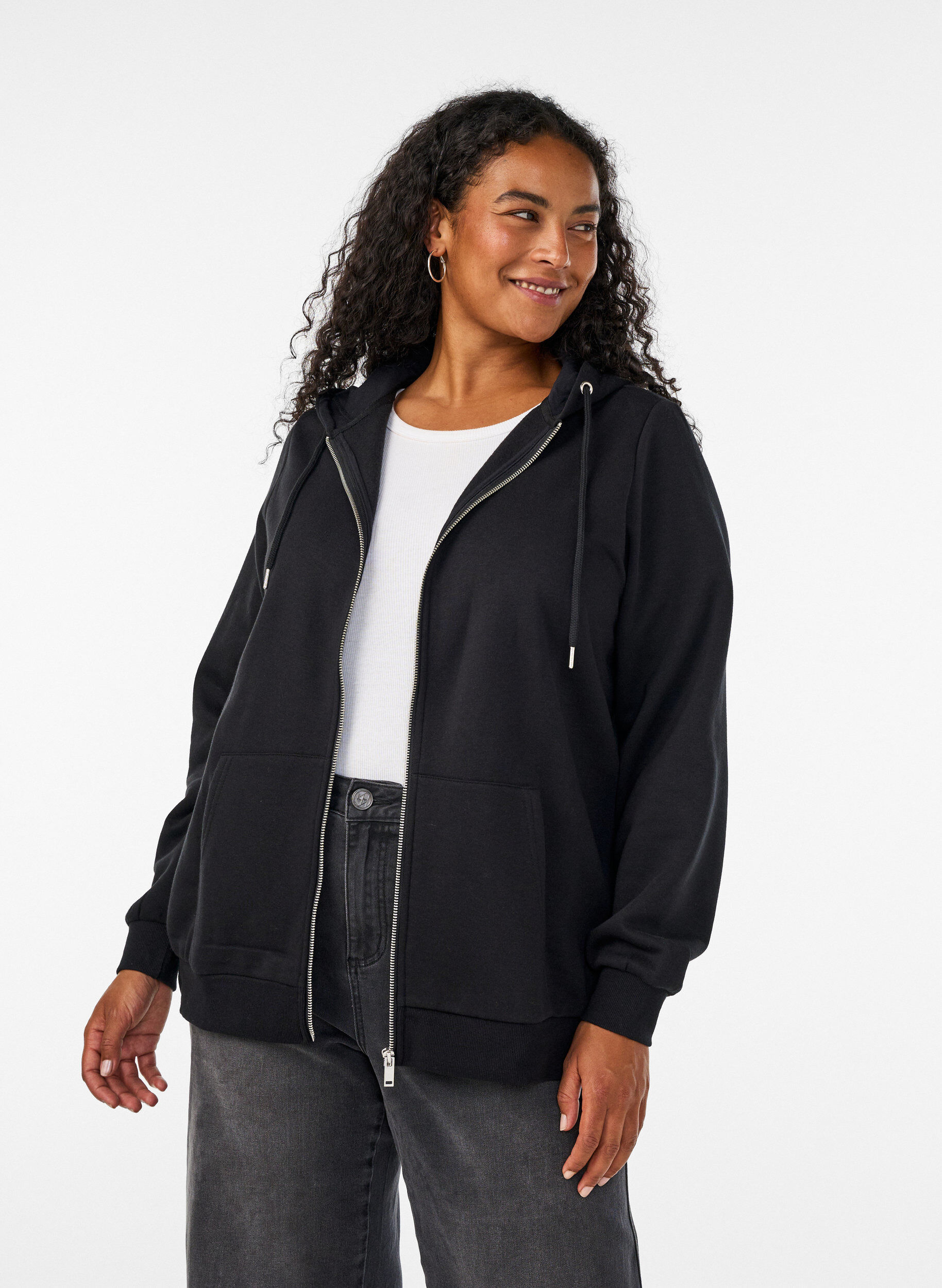ZizziHuvtr&ouml;ja med dragkedja och fickor, Svart, Model image number 0