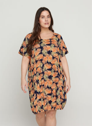 Kortärmad viskosklänning med mönster, Orange Leaf, Model image number 0