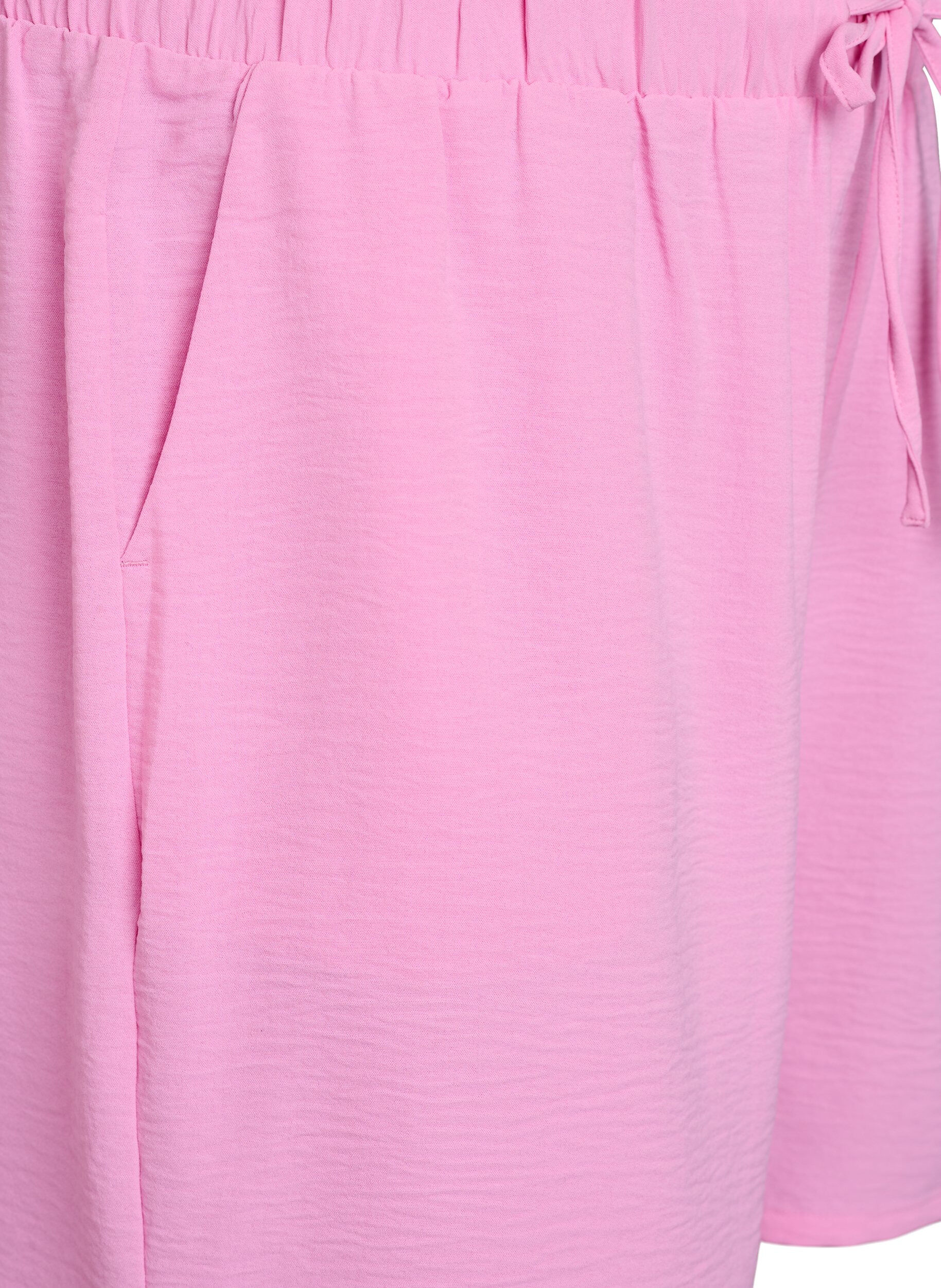 ZizziShorts med fickor och res&aring;r i midjan, Rosa, Packshot image number 2