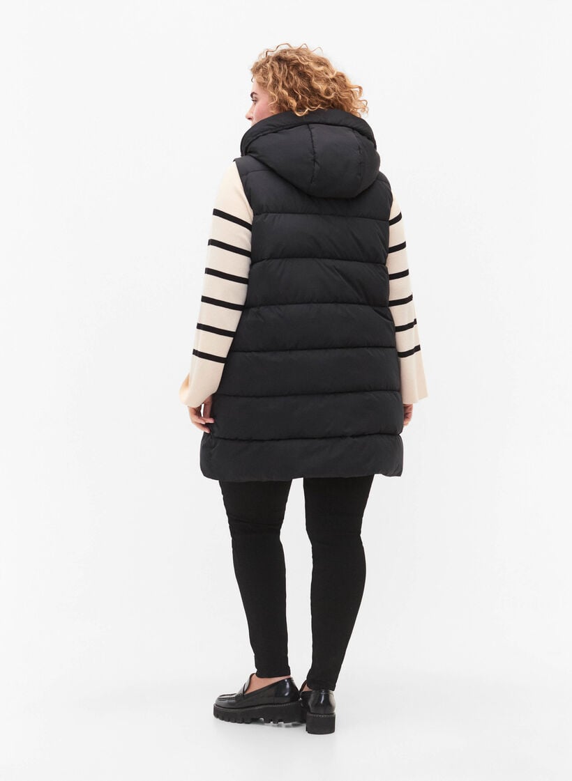 L&aring;ng v&auml;st med huva och fickor, Svart, Model image number 2