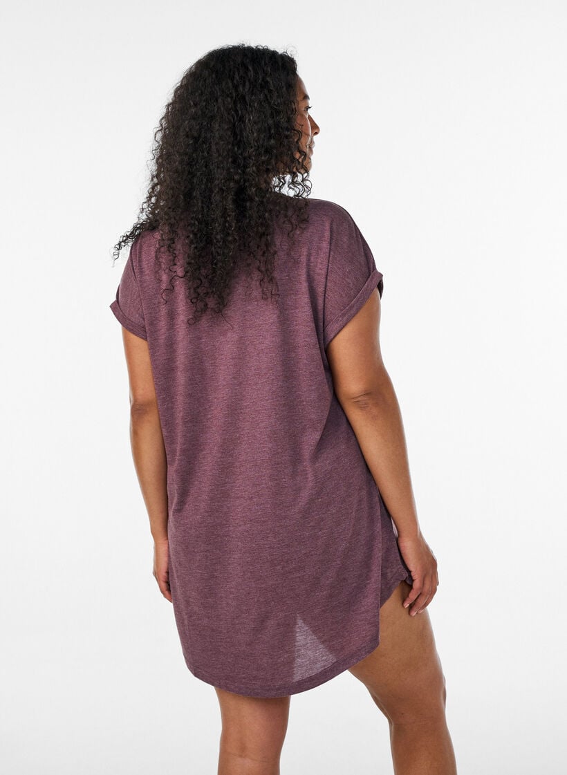 Kort&auml;rmat nattlinne med texttryck, M&ouml;rk Bordeaux, Model image number 2
