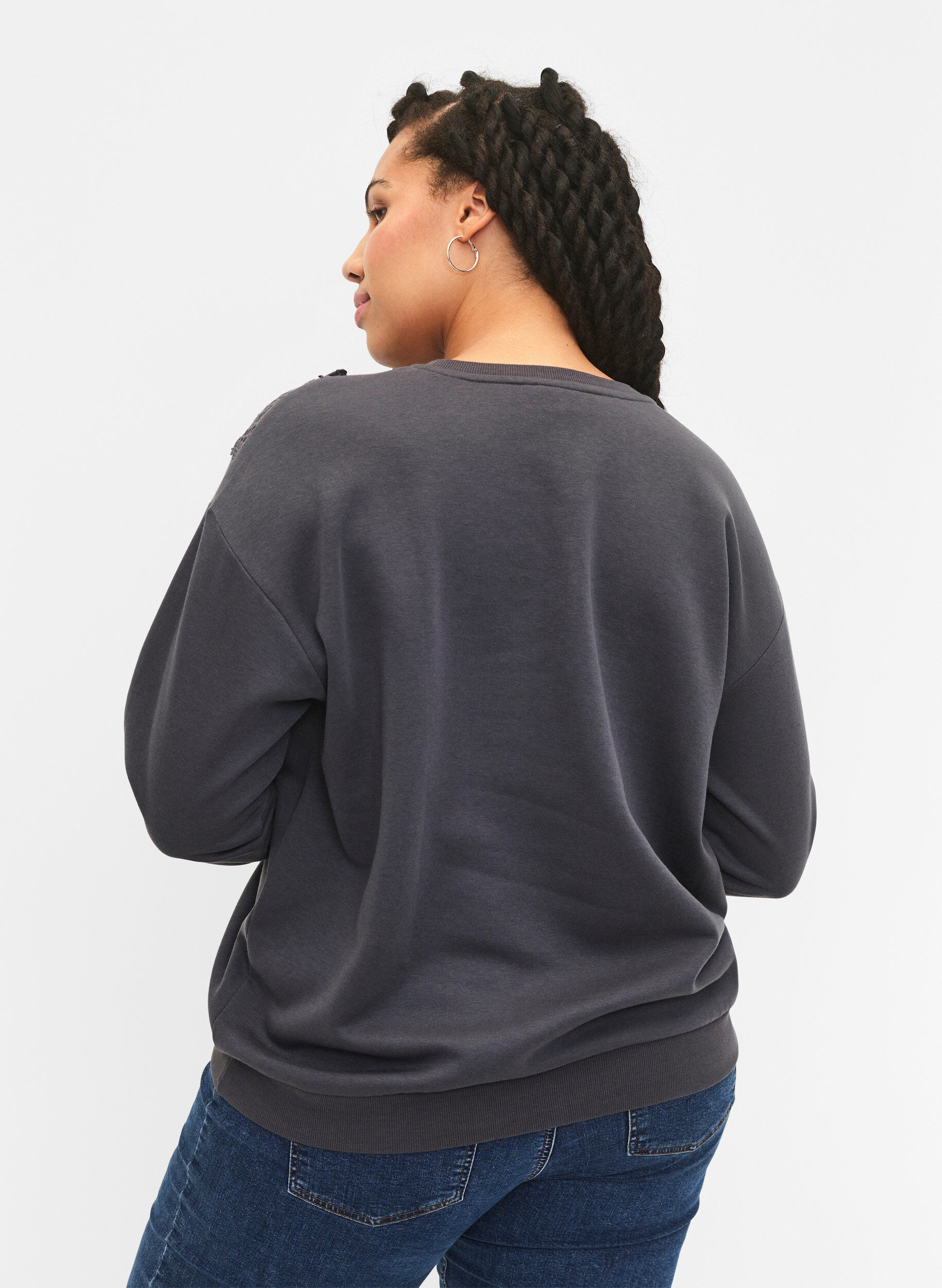 Zizzi Sweatshirt med volang och virkad detalj, Dark Grey, Model image number 1
