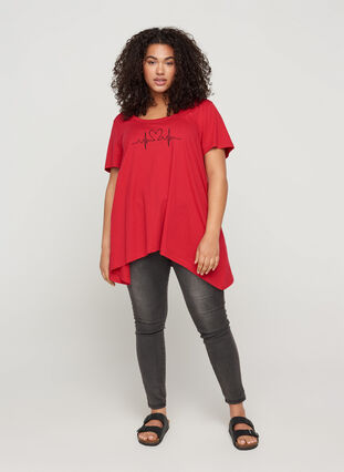 A-linjeformad och asymmetrisk t-shirt i bomull, Lipstick Red HEART, Model image number 2