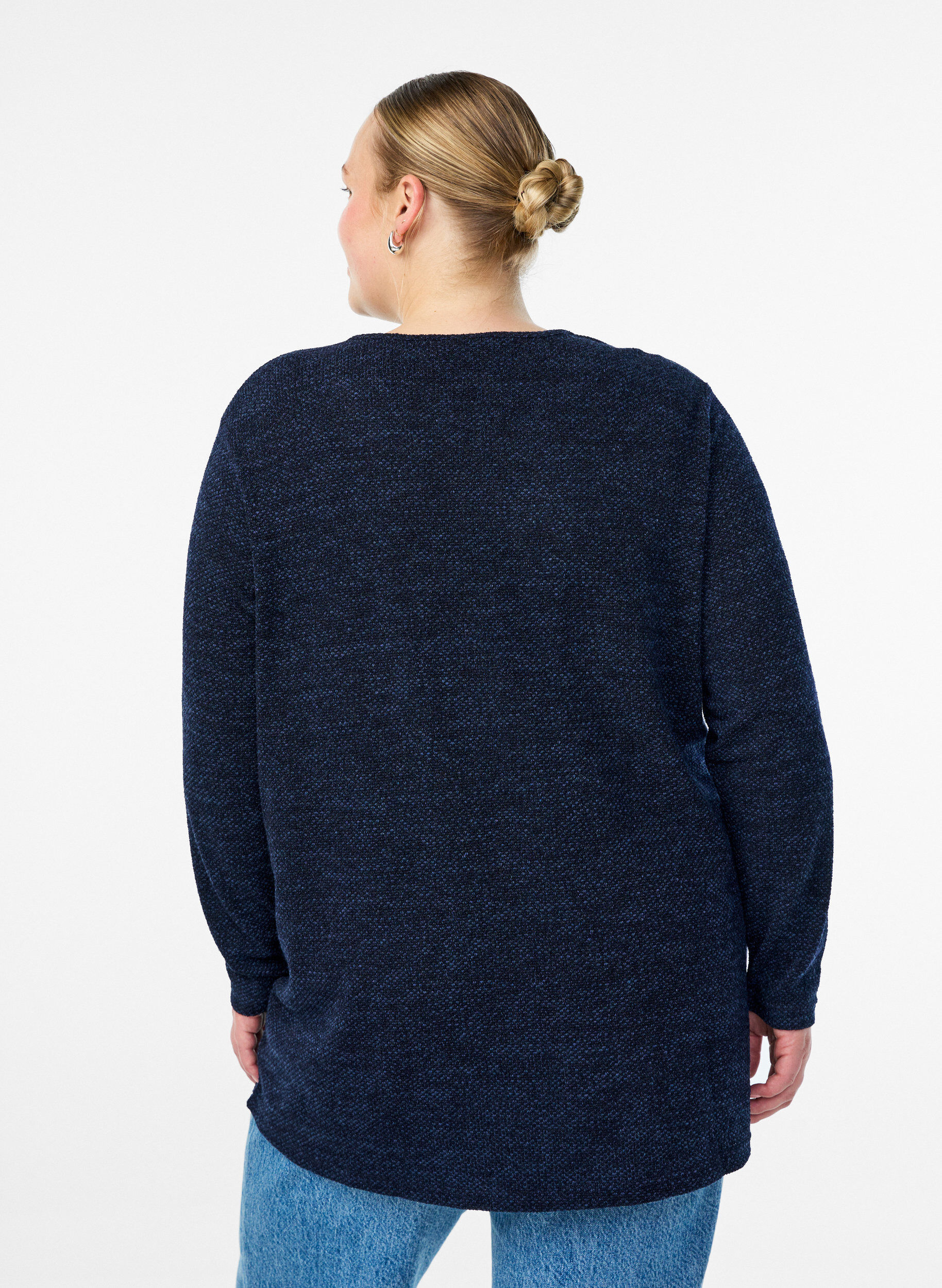 ZizziL&aring;ng&auml;rmad blus med textur, Bl&aring;, Model image number 2