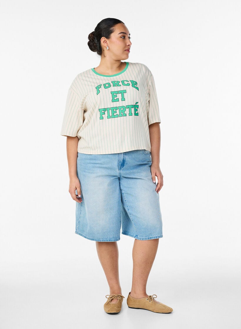 Boxig t-shirt med r&auml;nder och statement-tryck, Vanilla, Model image number 1