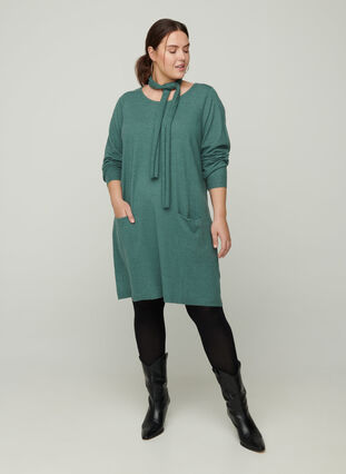 Långärmad stickad klänning med fickor, Sea Pine Mel, Model image number 2