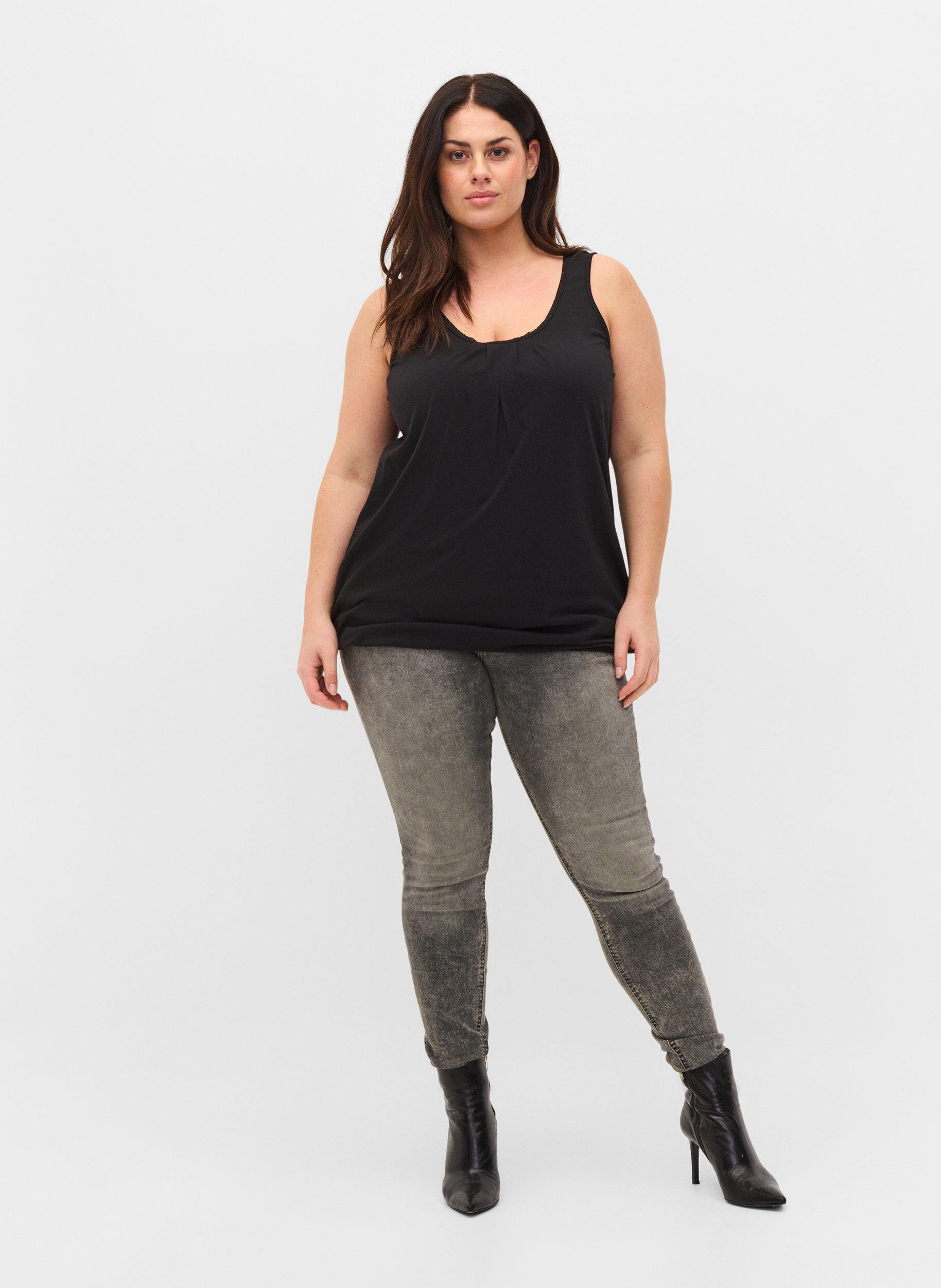 Zizzi Topp i bomull med rund hals med spets, Black, Model image number 2