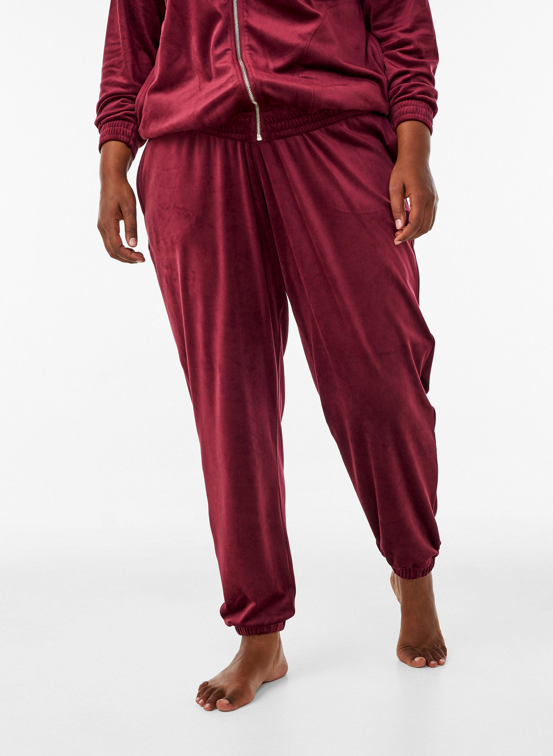 ZizziL&ouml;sa byxor i velour, R&ouml;d, Model image number 2