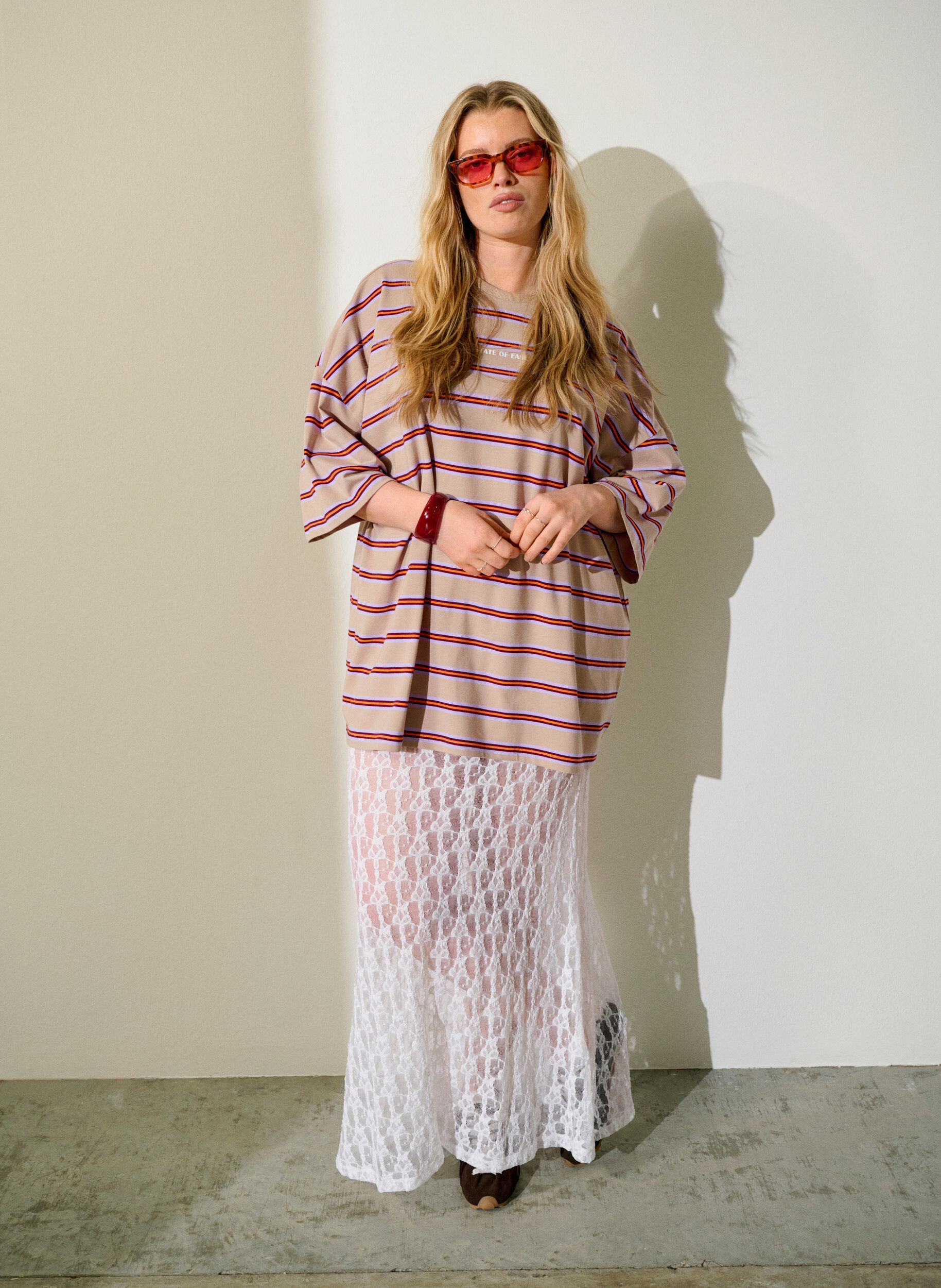 Zizzi L&aring;ng genomskinlig kjol i spets, Vit, Image image number 0