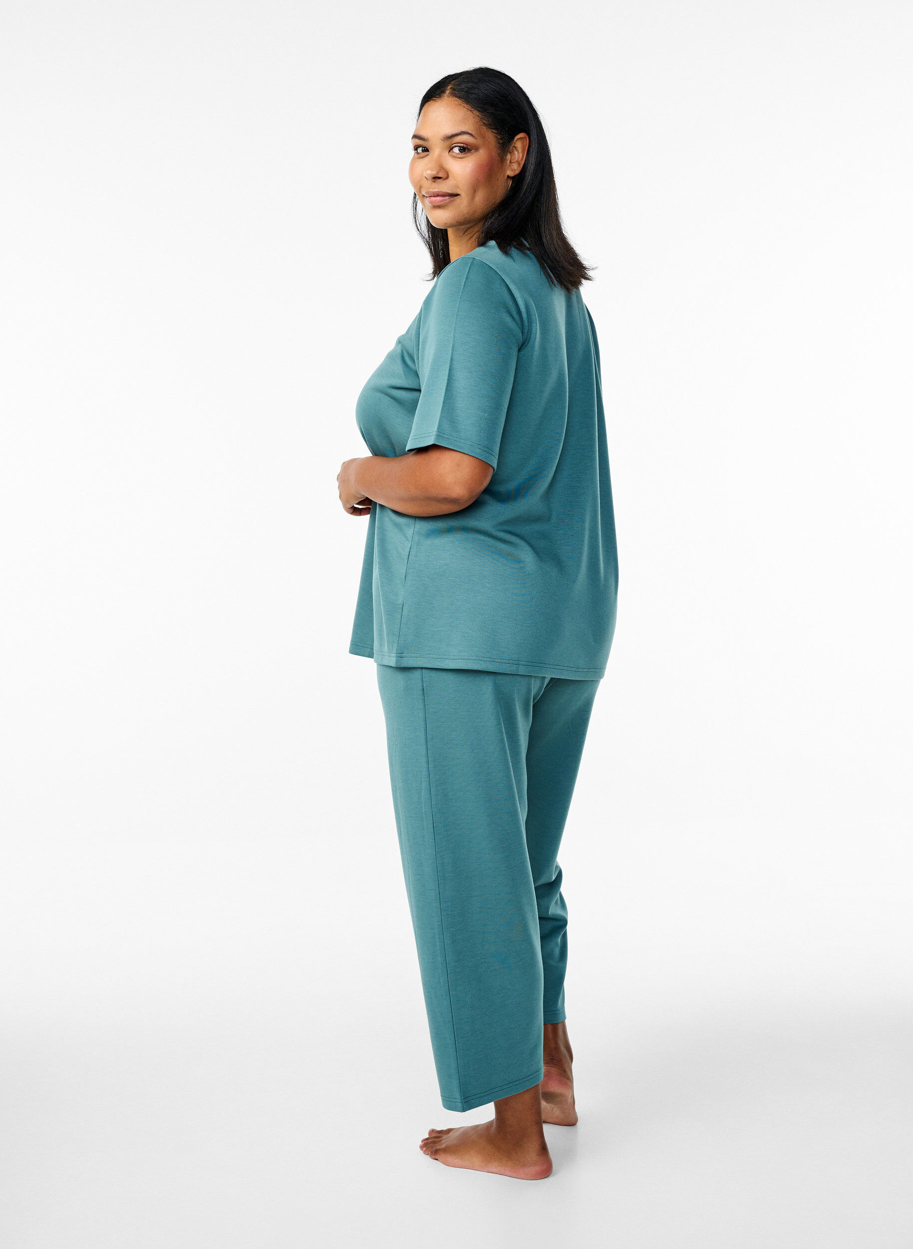 Zizzi 7/8-byxor i modalblandning med fickor, Gr&ouml;n, Model image number 1