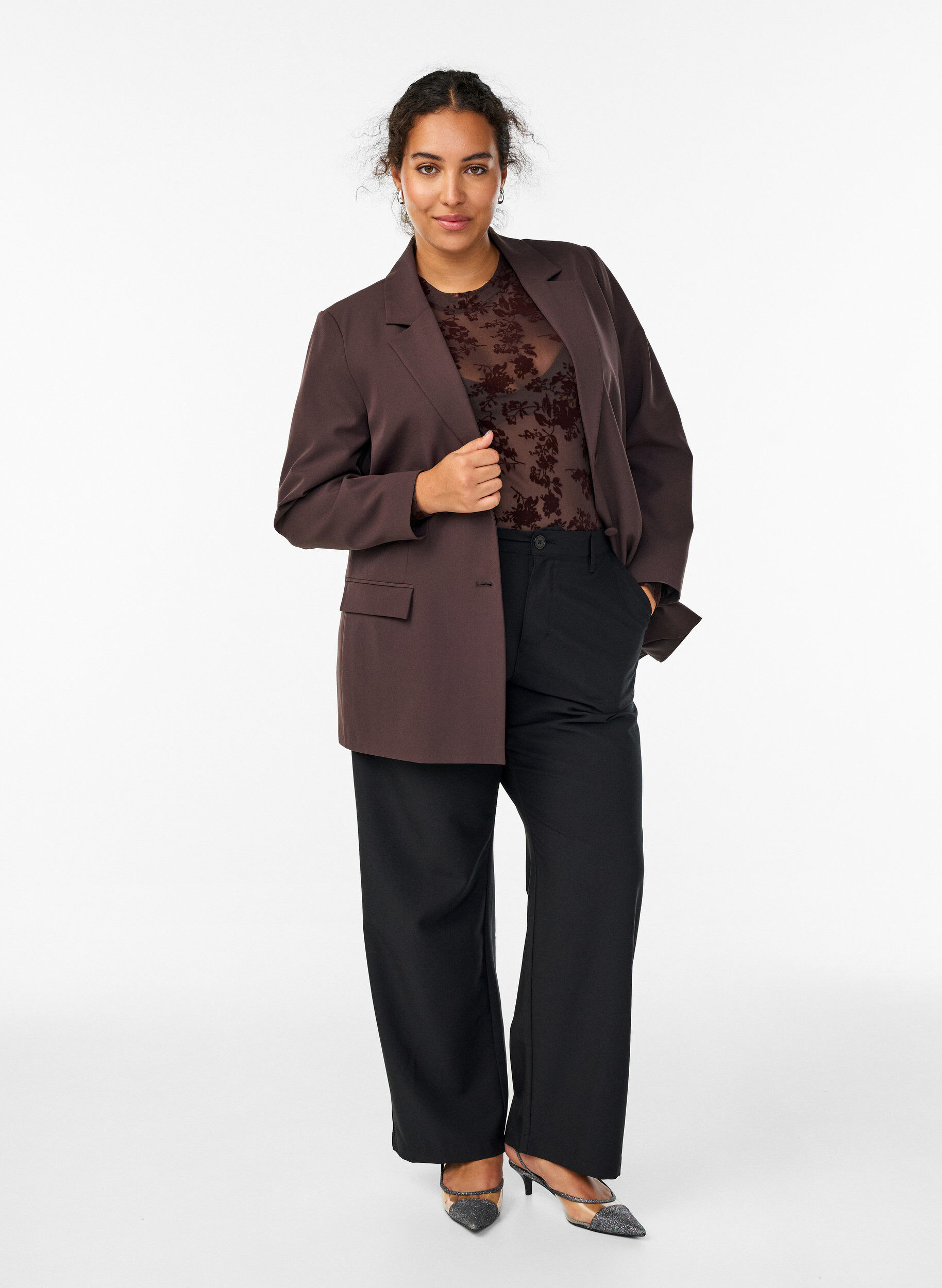 ZizziKlassisk blazer med kn&auml;ppning, Brun, Model image number 1