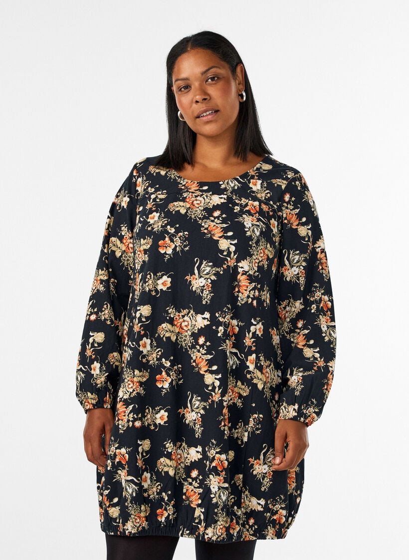 Kort kl&auml;nning i bomull med res&aring;rkant nedtill och l&aring;nga &auml;rmar, Svart, Model image number 0