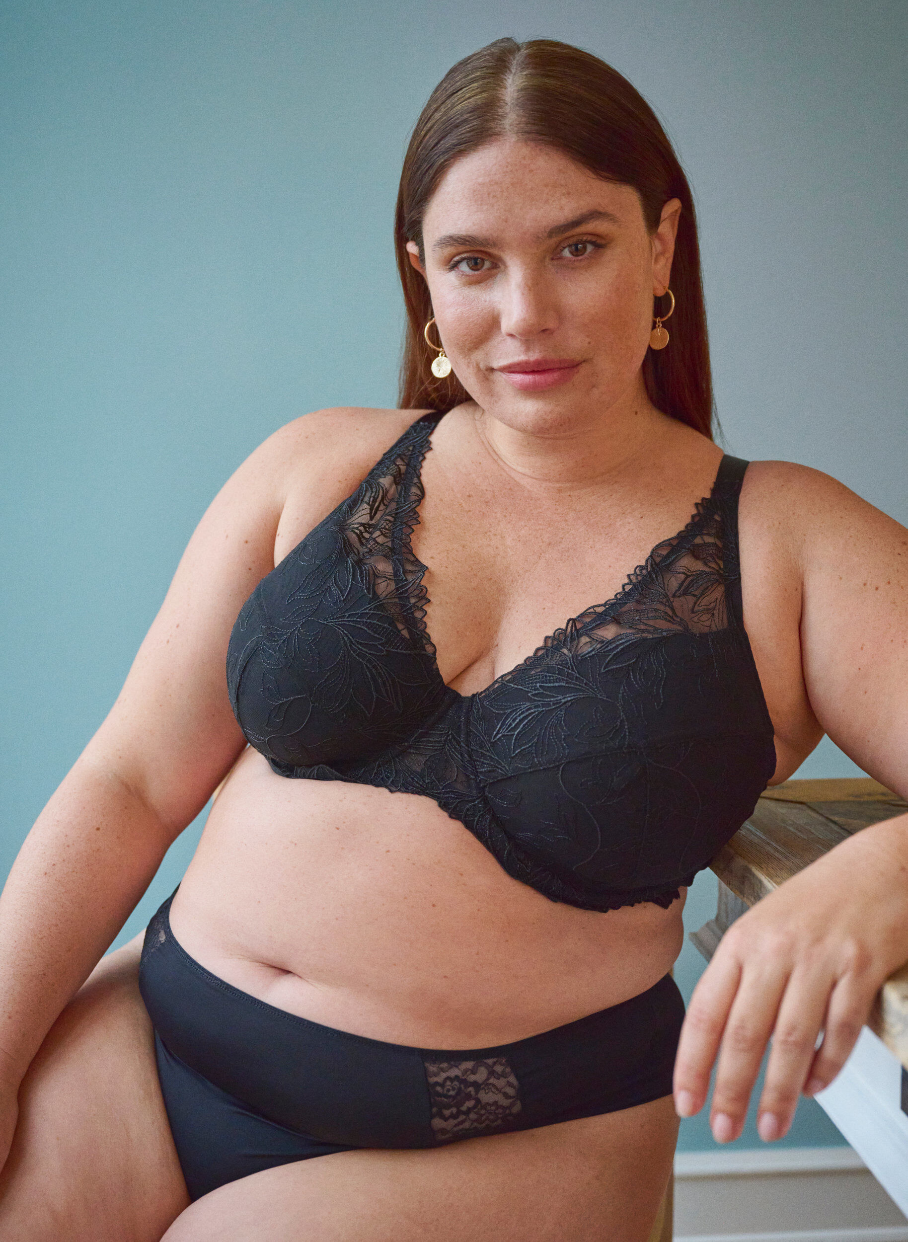 Zizzi 3-pack stringtrosa med spetsdetaljer, Svart, Image image number 0