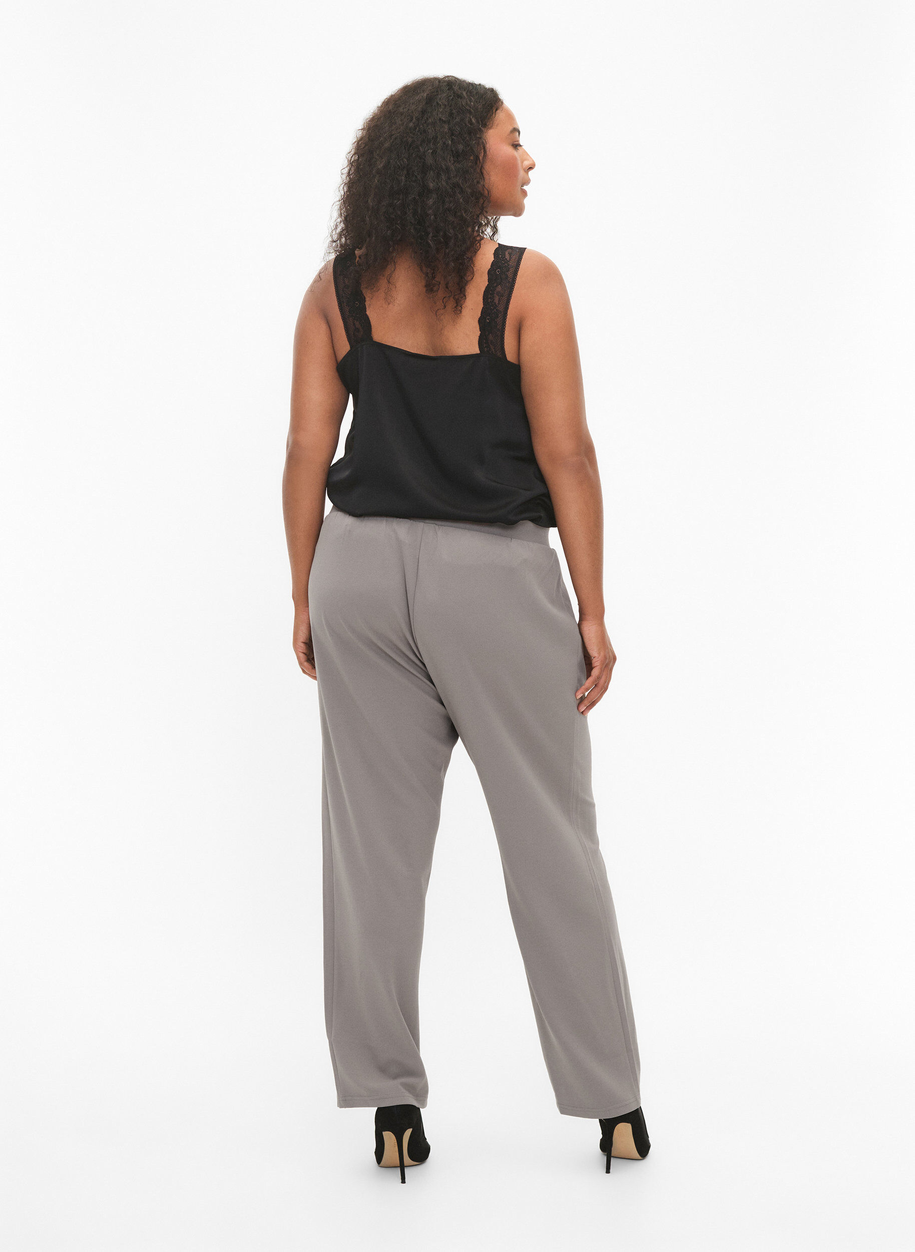 ZizziByxor med rak passform, Beige, Model image number 1