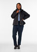 Vadderad parkas med avtagbar huva, Svart, Model image number 1