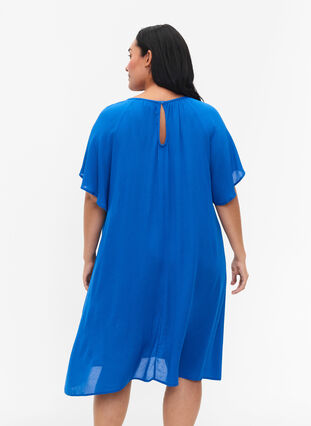 Viskosklänning med korta ärmar, Victoria blue, Model image number 1
