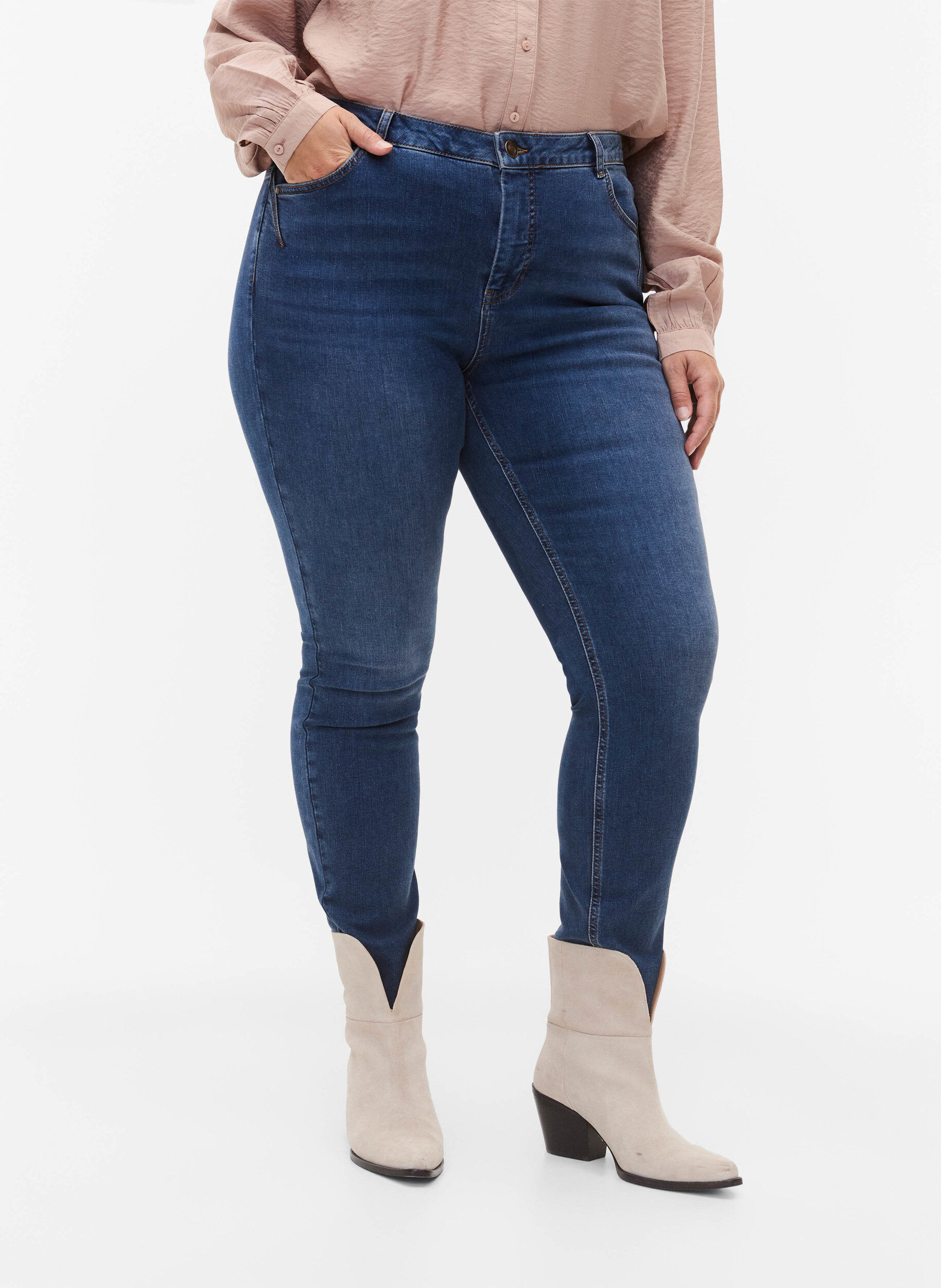 Zizzi Amy-jeans med superslimmad passform och h&ouml;g midja, Blue denim, Model image number 2