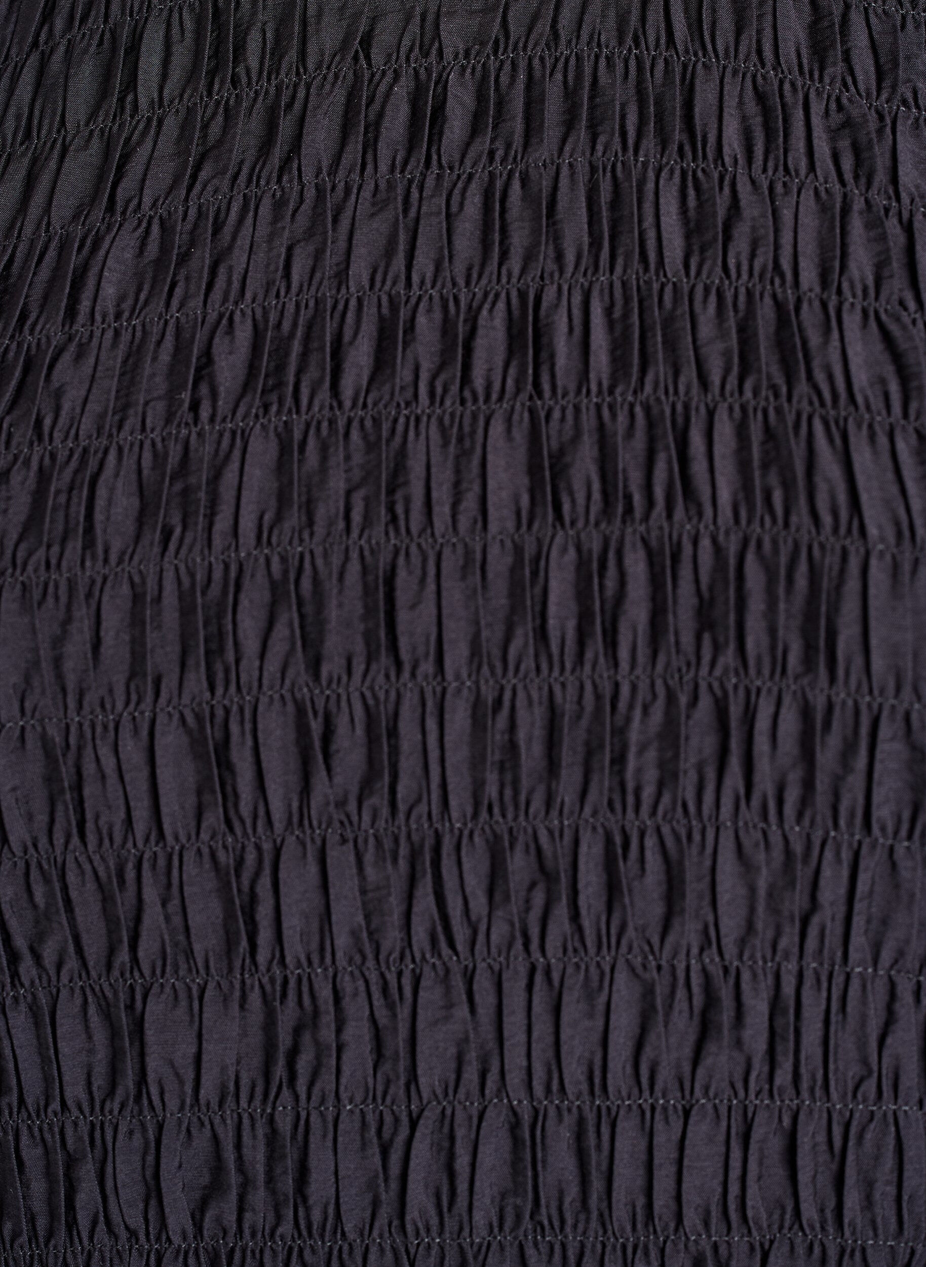 Zizzi Blus med smock och l&aring;nga &auml;rmar, Svart, Packshot image number 2