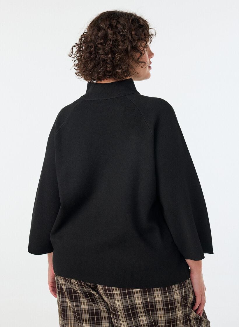 Stickad blus i viskosblandning med polokrage, Svart, Model image number 2
