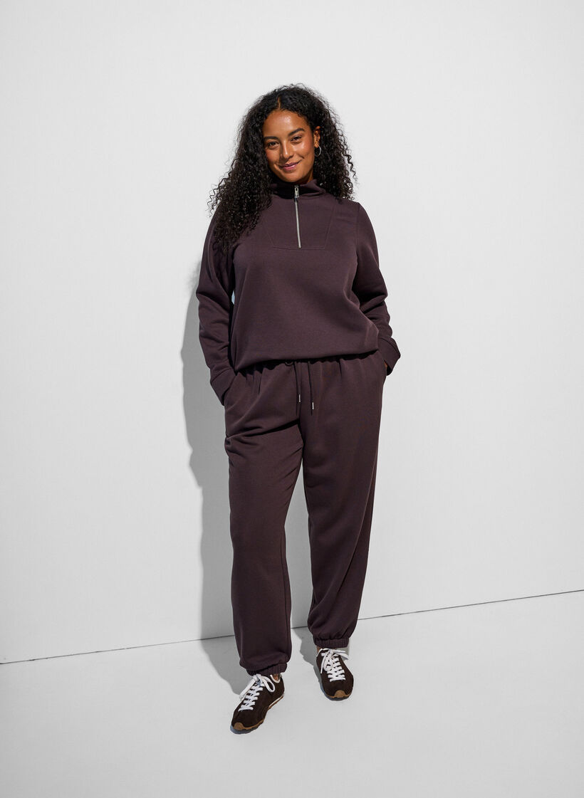 Sweatpants med h&ouml;g midja och dragsko, Brun, Model image number 1