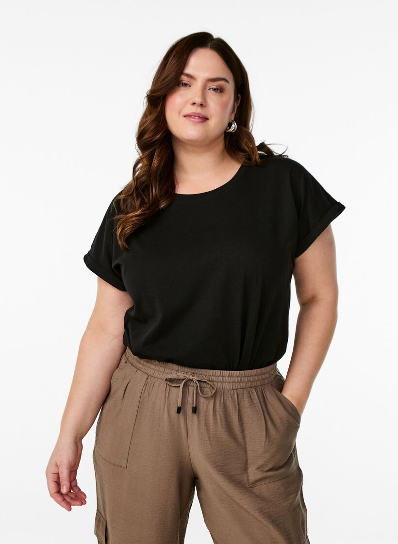 Kort&auml;rmad t-shirt i bomullsmix, Svart, Model image number 0