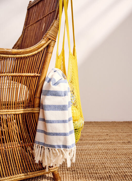Randig handduk med fransar, Regatta Comb, Image image number 0