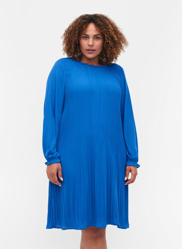 Långärmad plisserad klänning med volang, Dazzling Blue, Model image number 0