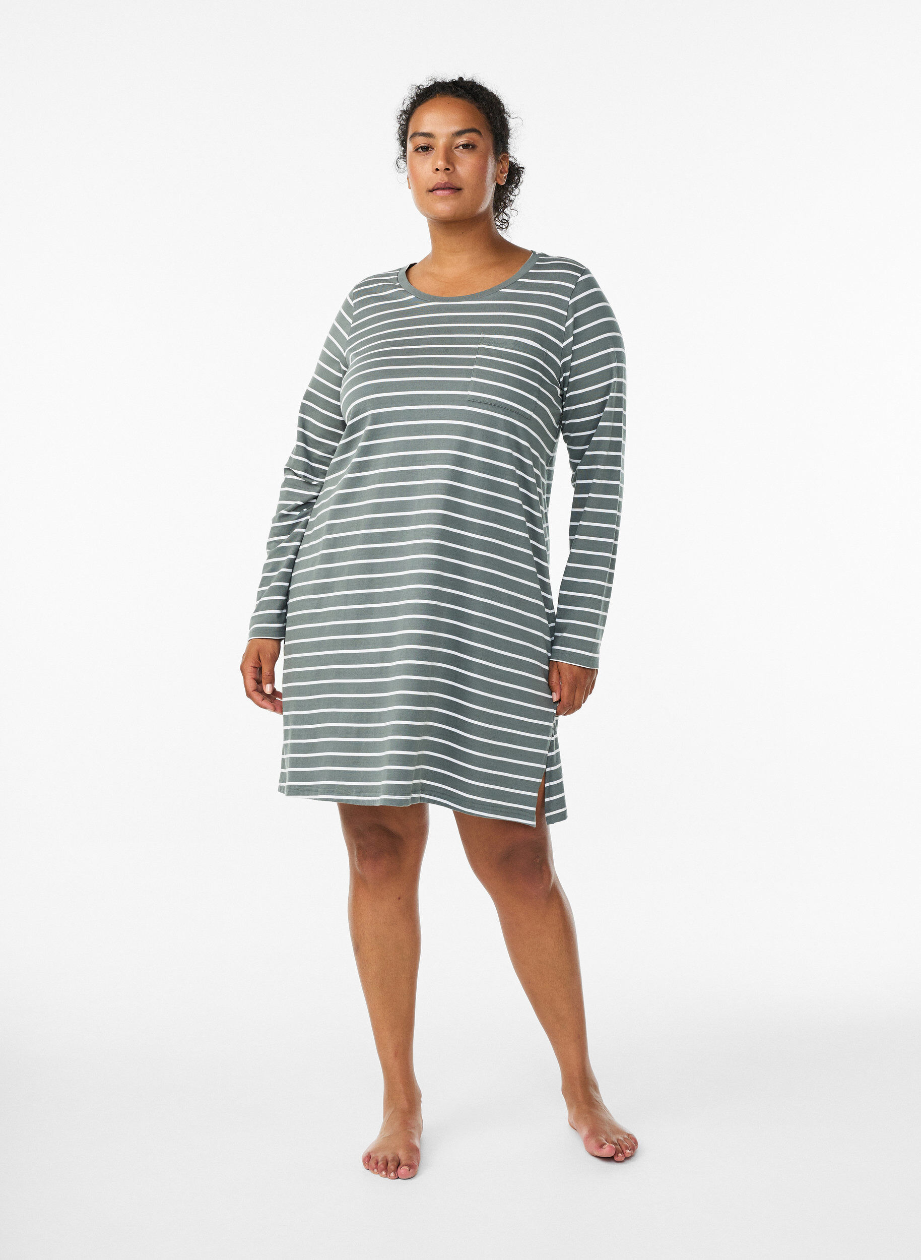 Zizzi Randig nattlinne i ekologisk bomull, Gr&ouml;n, Model image number 1