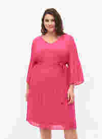 Plisserad klänning med 3/4-ärmar, Beetroot Purple, Model
