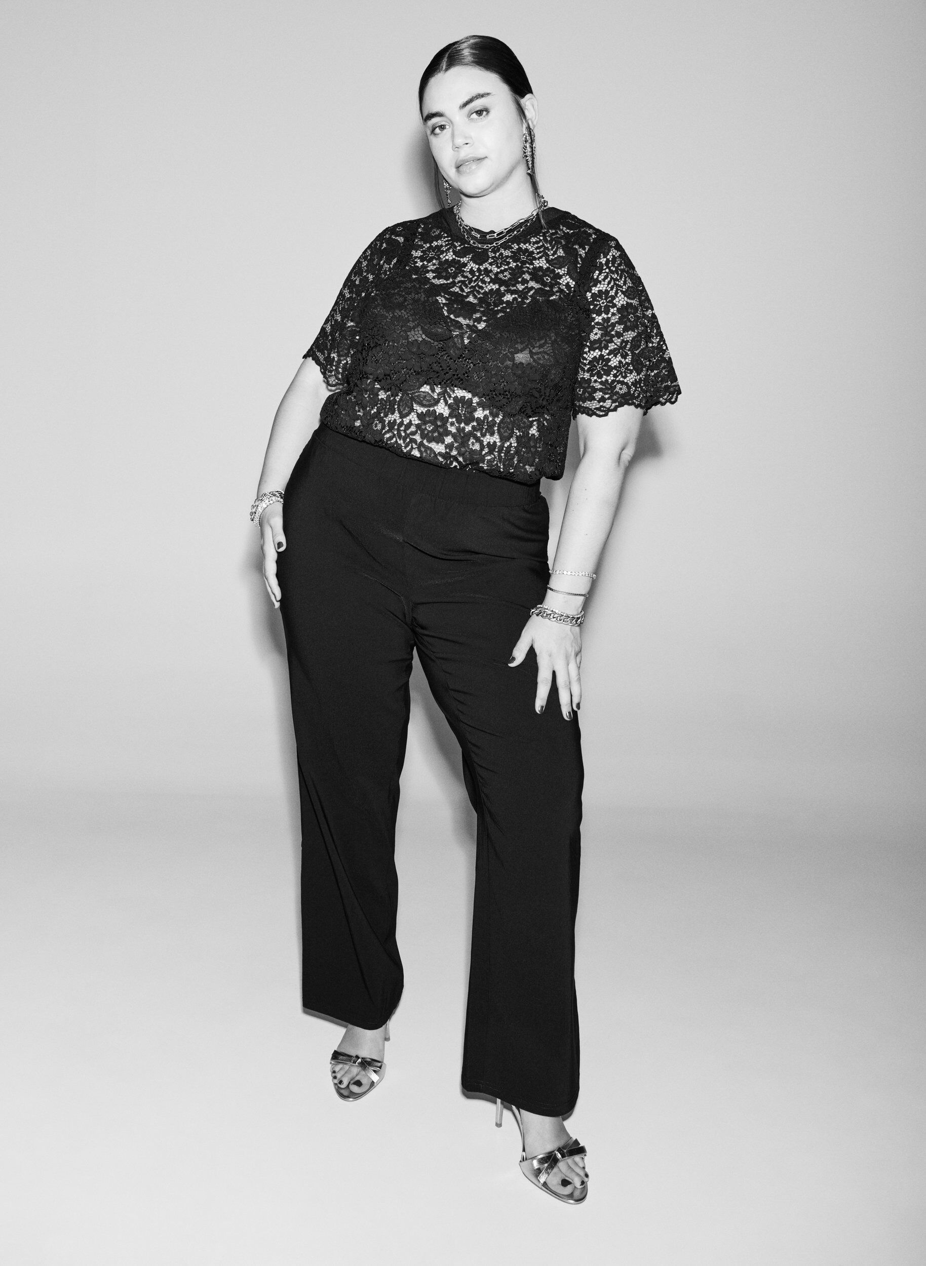 Zizzi Stretchiga byxor i viskos, Svart, Image image number 0