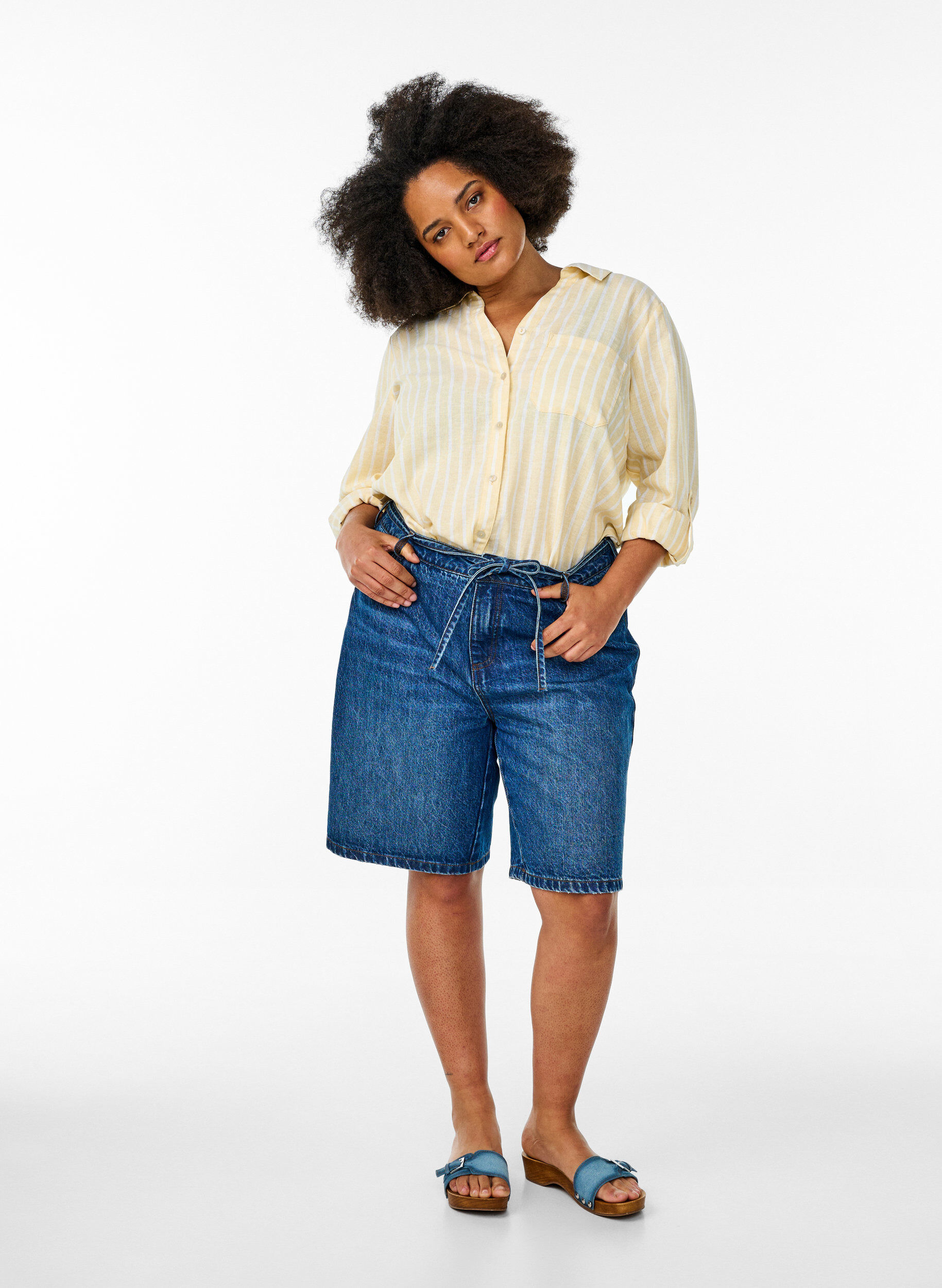 Zizzi Skjorta i linne och viskos med 3/4-&auml;rmar, Beige, Model image number 1