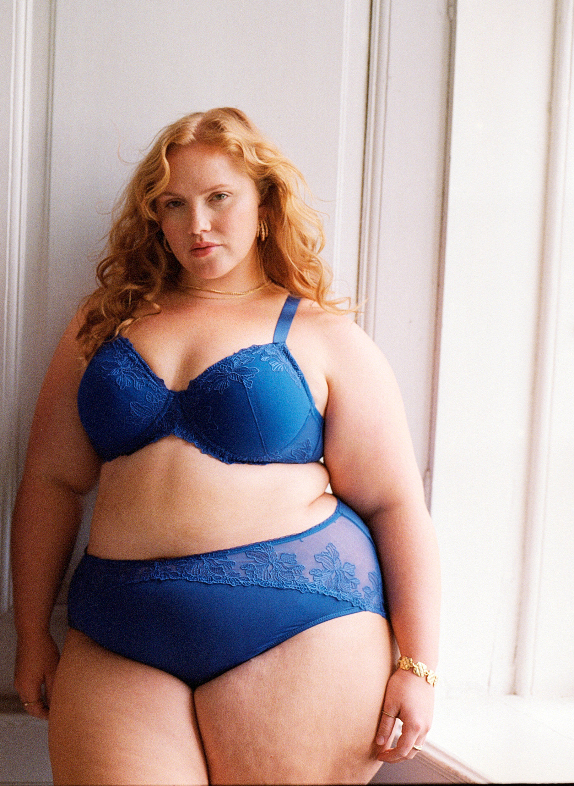 Zizzi Trosor i mikrofiber med blommig spets, Bl&aring;, Image image number 0