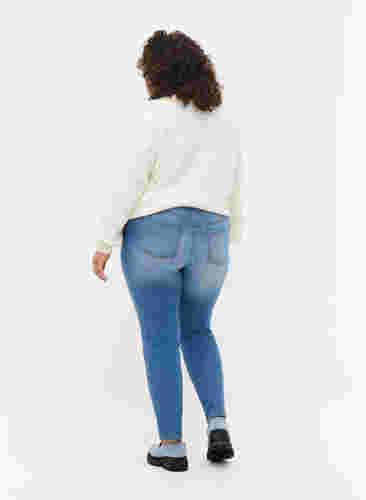 Emily jeans i slim fit med normalhög midja , Blue denim, Model image number 1