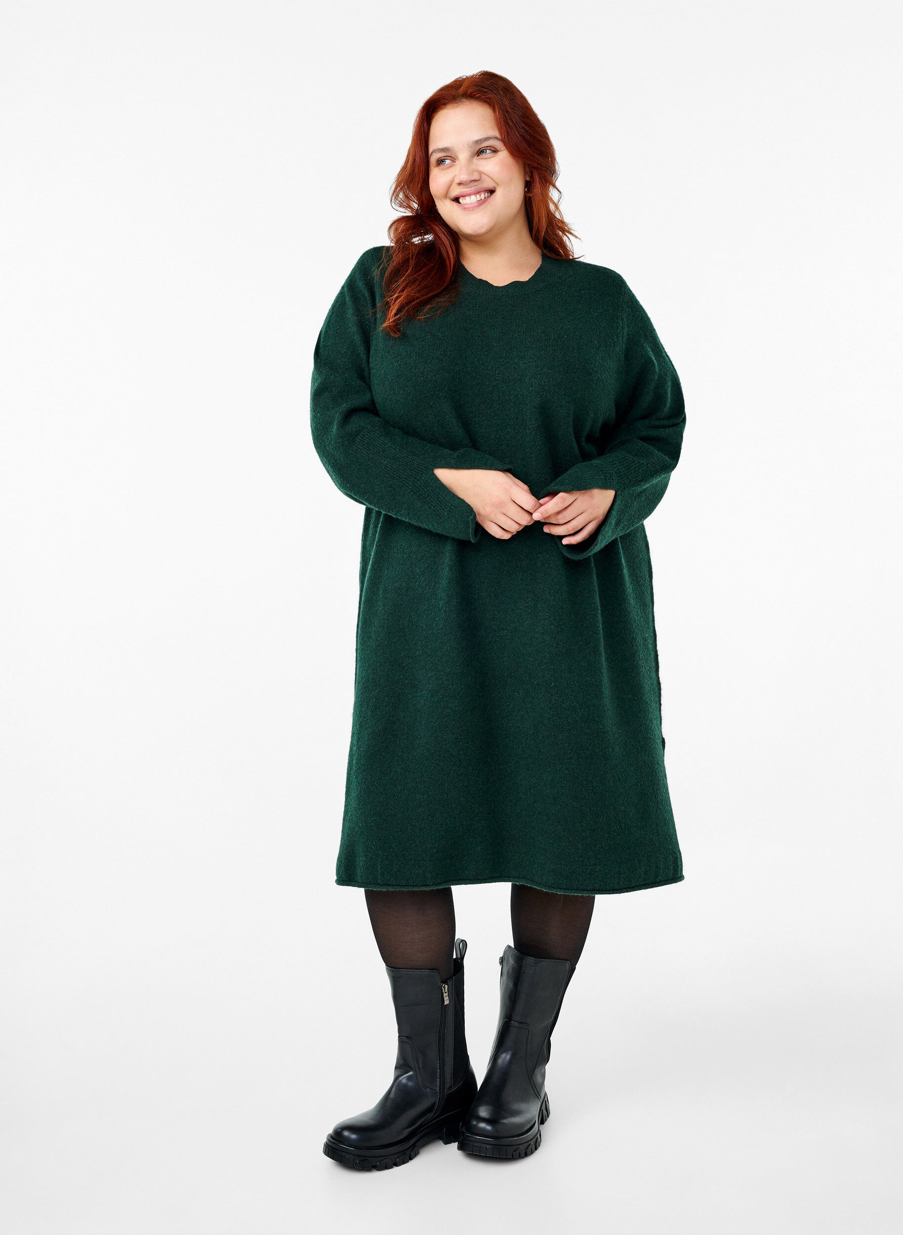 Zizzi Stickad kl&auml;nning med rund halsringning och slits, Scarab Mel., Model image number 2