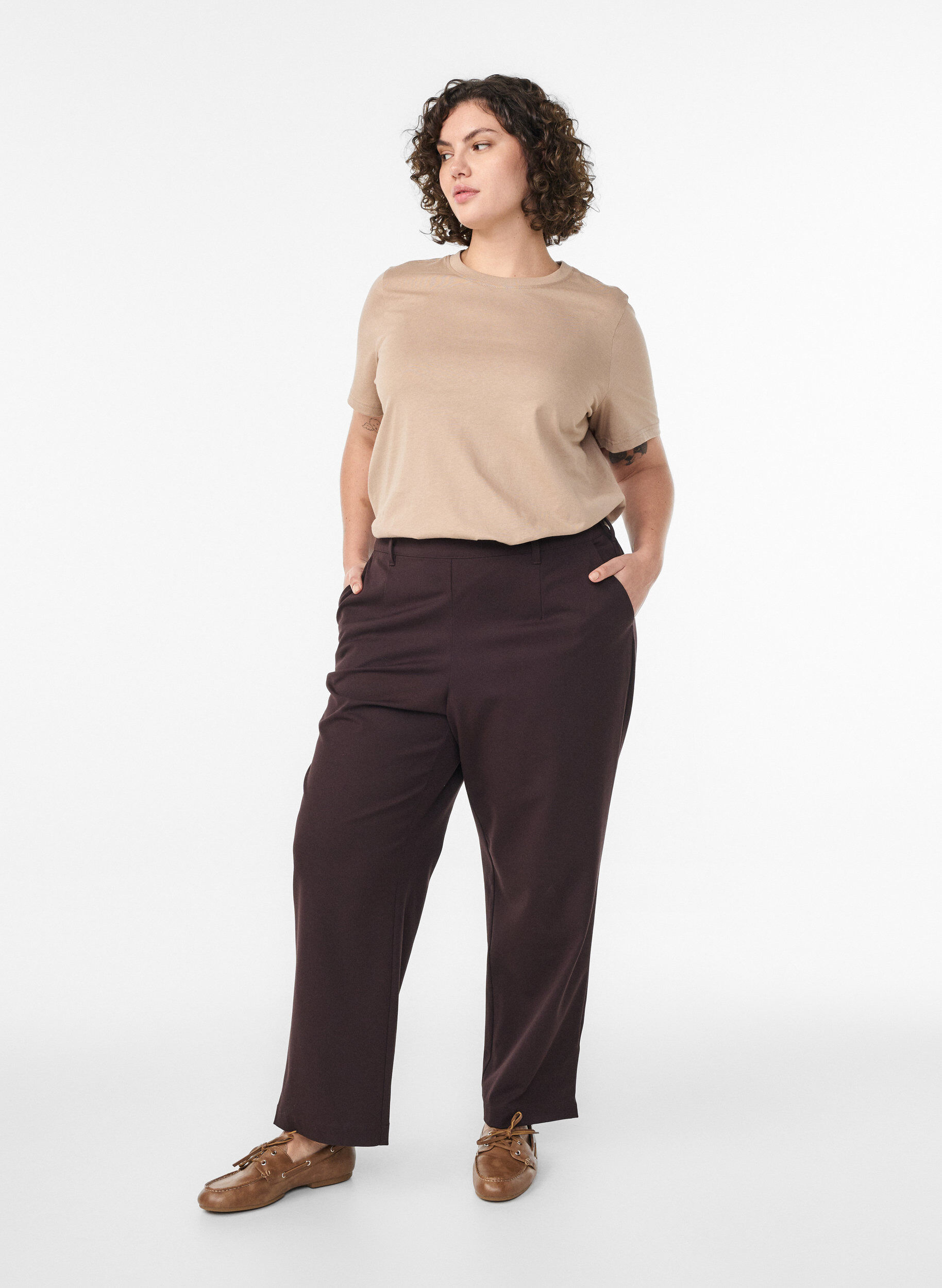 Zizzi Enkel t-shirt i bomull med rund halsringning, Beige, Model image number 1