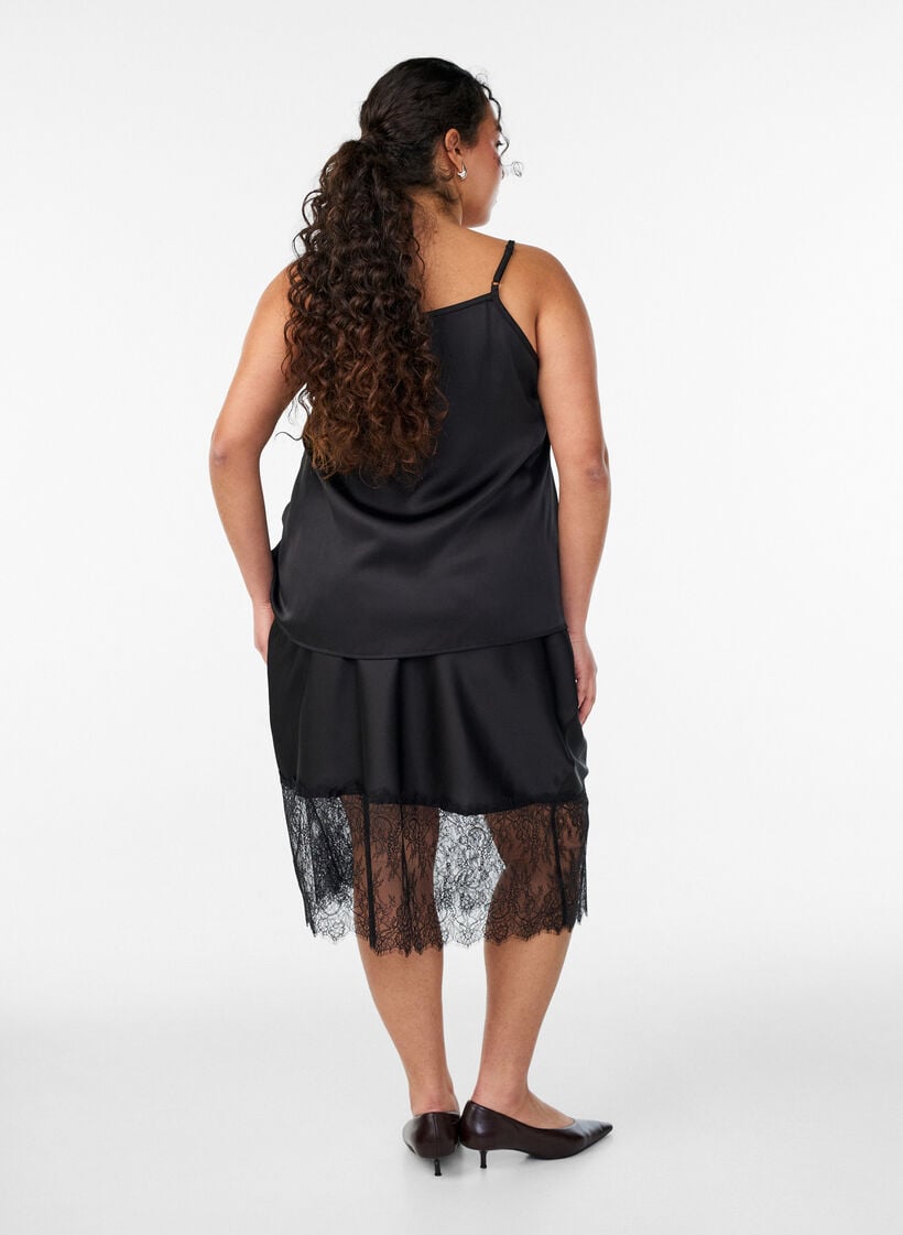 Kjol i satinlook med spetskant, Svart, Model image number 1