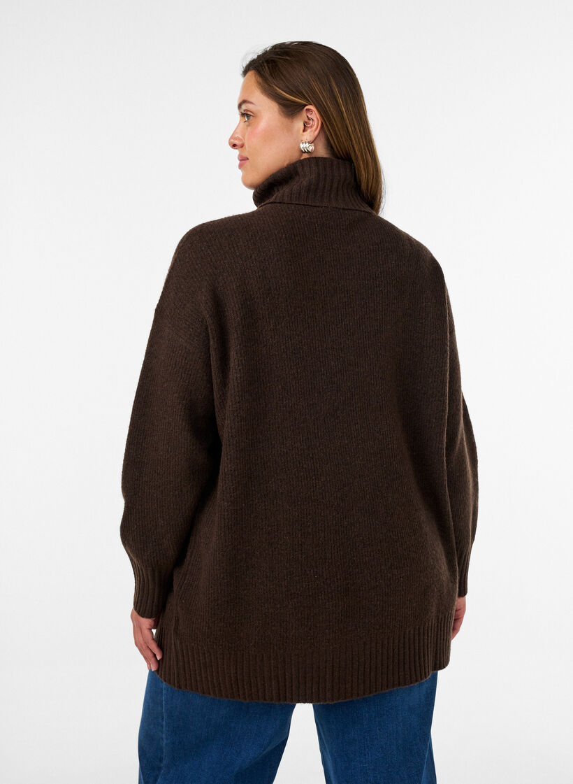 L&ouml;st stickad tr&ouml;ja med polokrage, Brun, Model image number 2