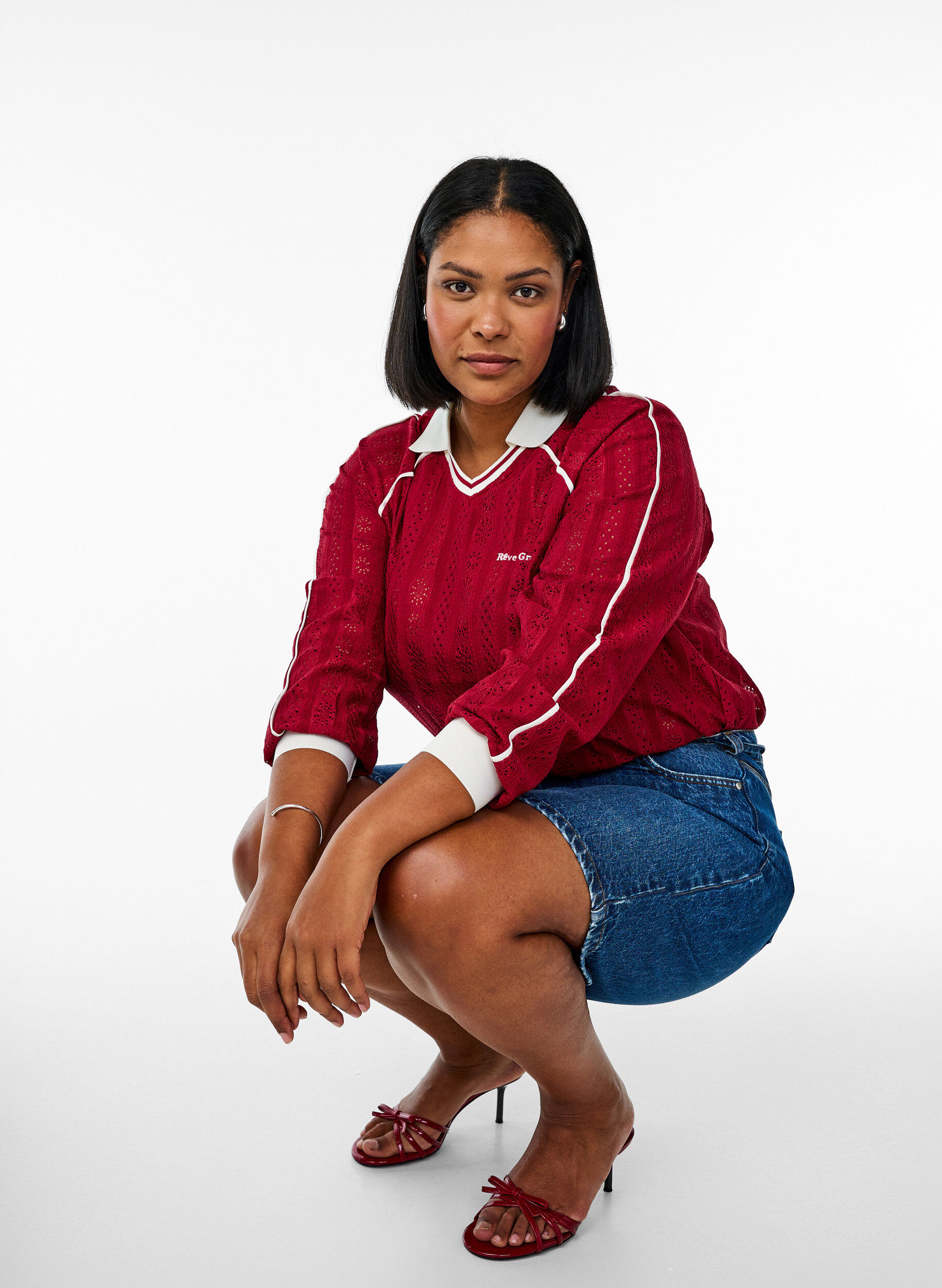 Zizzi Blus i texturerad jersey med kontrastdetaljer, R&ouml;d, Model image number 3