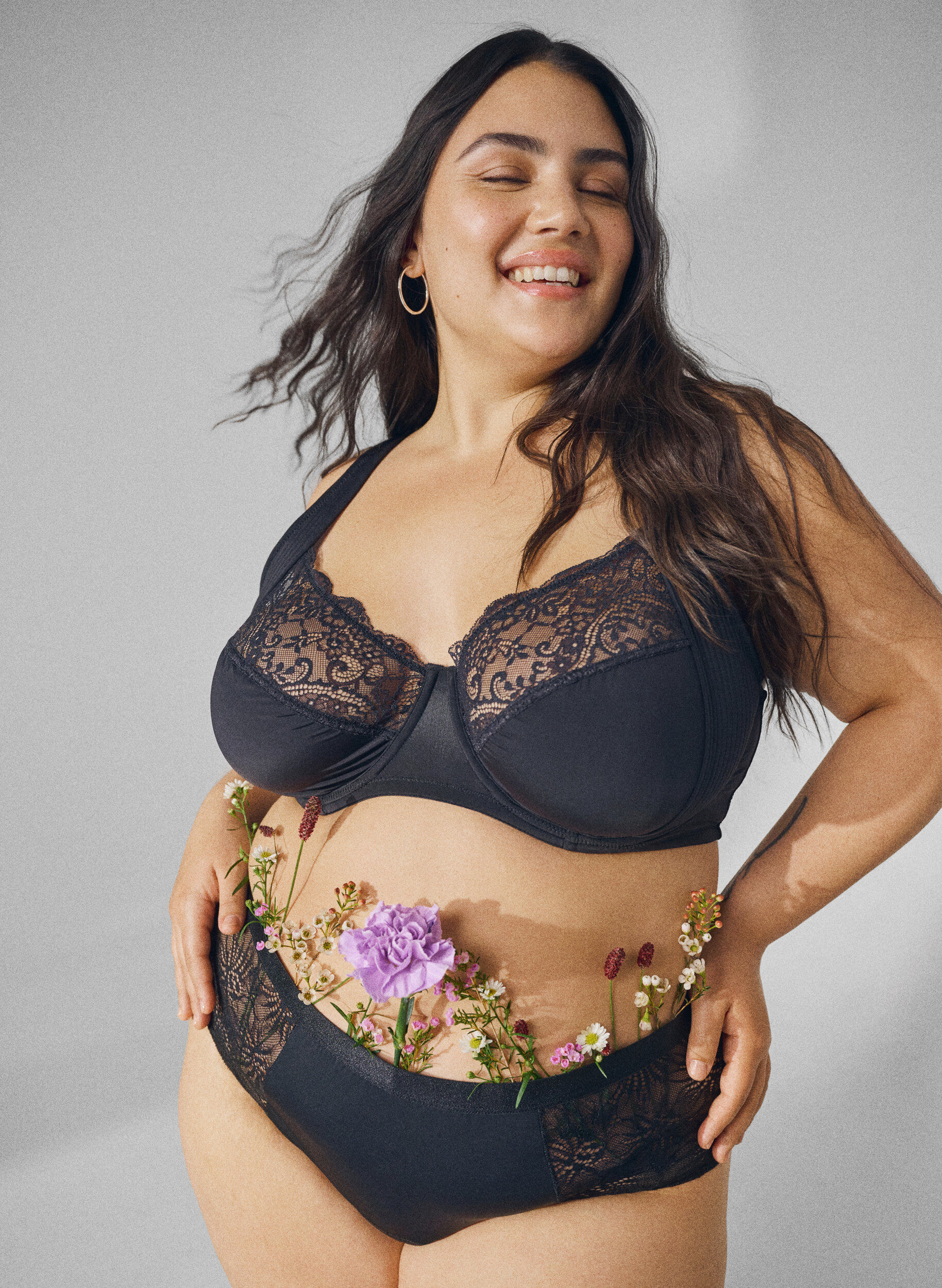 Zizzi Menstrosor med spets och normal midja, Black, Image image number 0