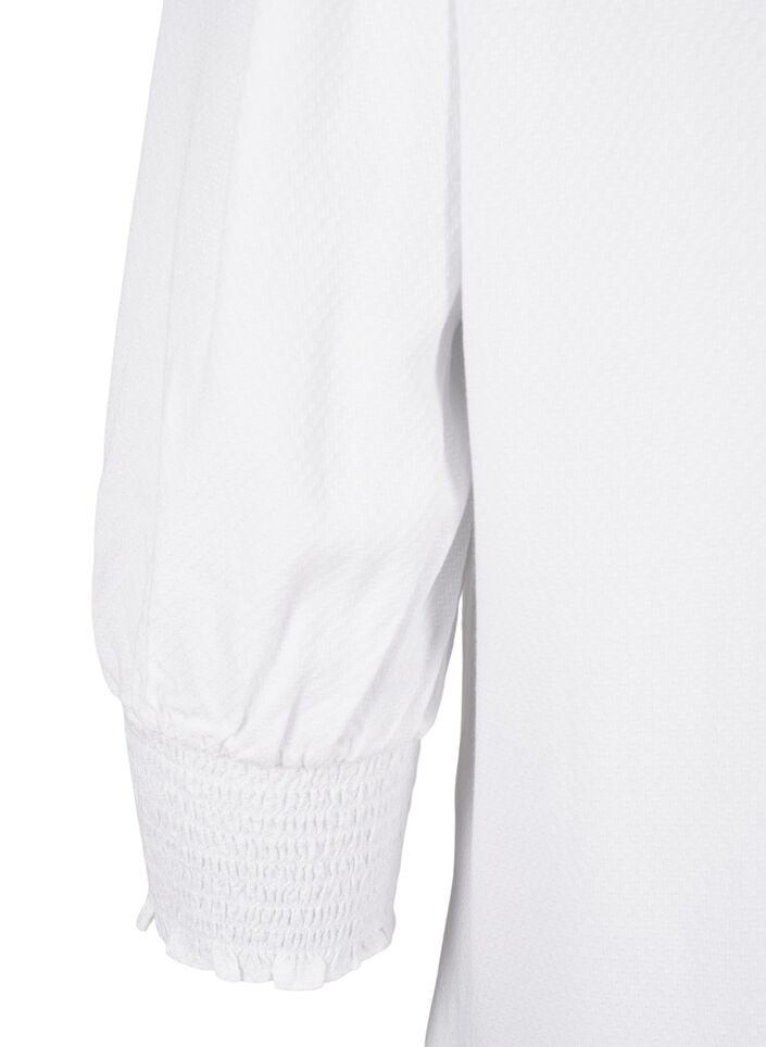 Blus i viskos med smock- och volangdetaljer, Bright White, Packshot image number 3