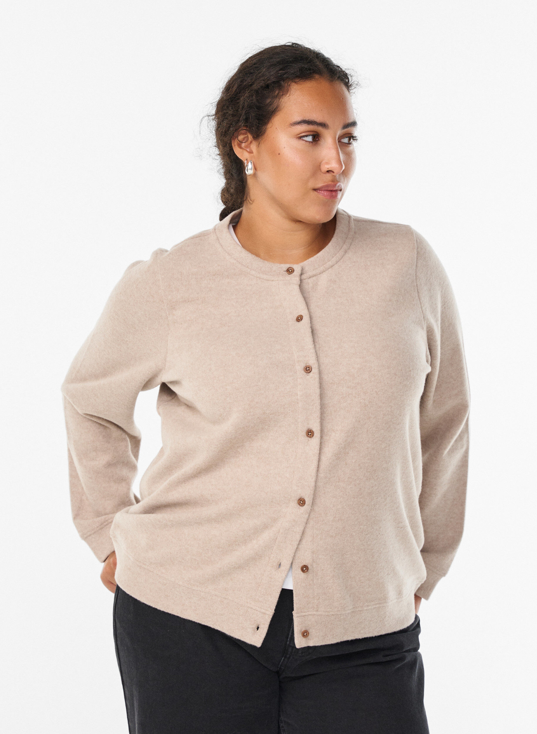 Cardigan i jersey med rund halsringning och knappar, Beige, Model