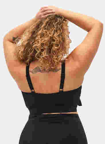 Bikinitopp med volanger och uttagbara inlägg, Black, Model image number 1