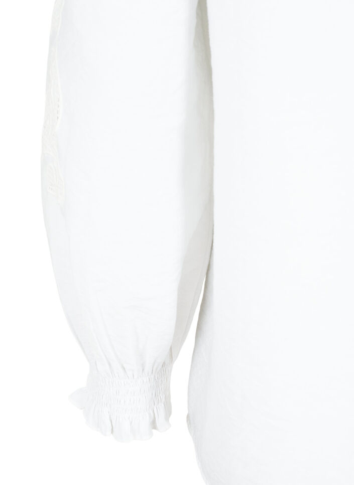 Blus med volanger och Broderie anglaise, Bright White, Packshot image number 3