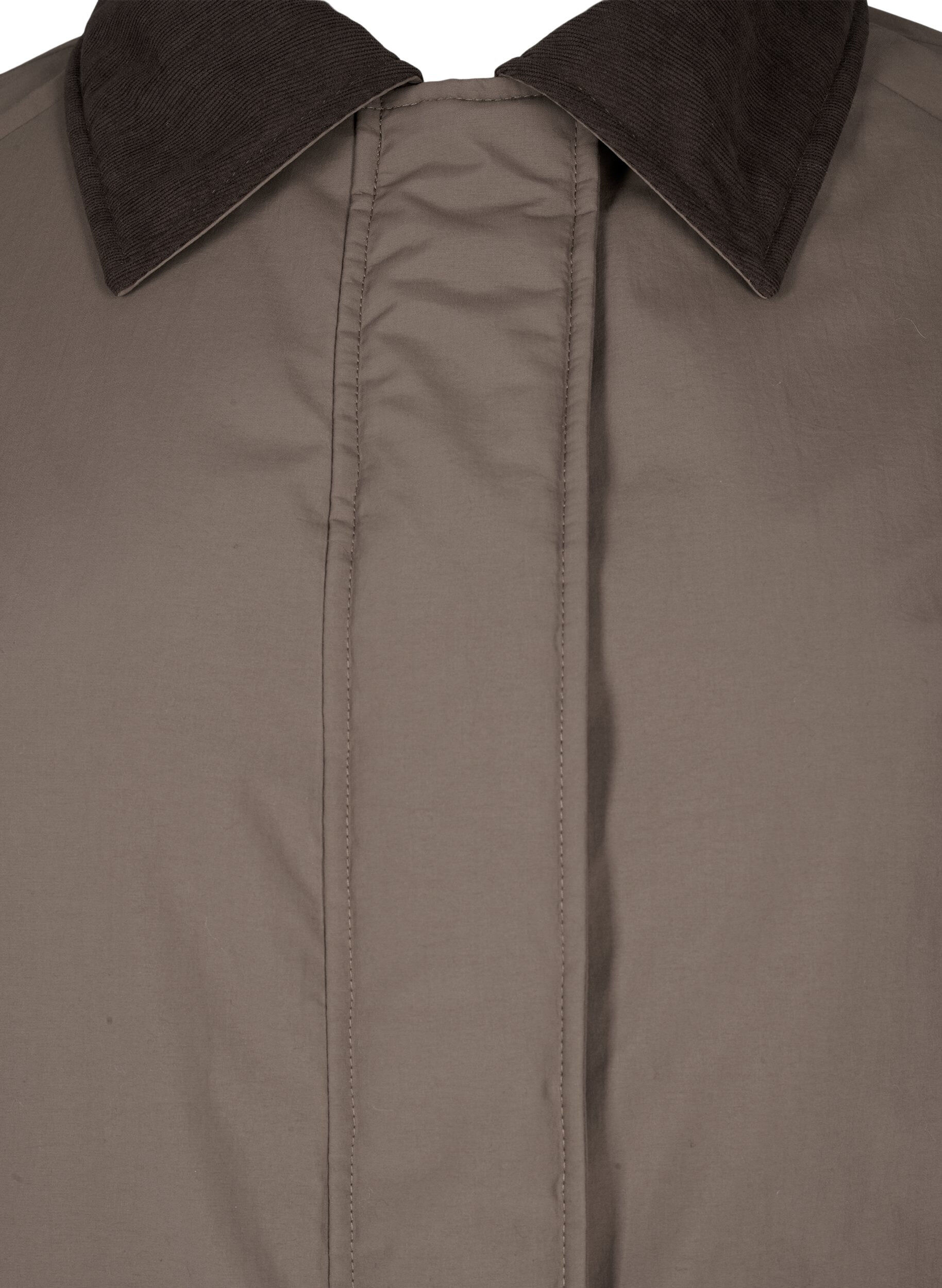 Zizzi &Ouml;verg&aring;ngskappa med sammetskrage och fickor, Chocolate Chip, Packshot image number 2