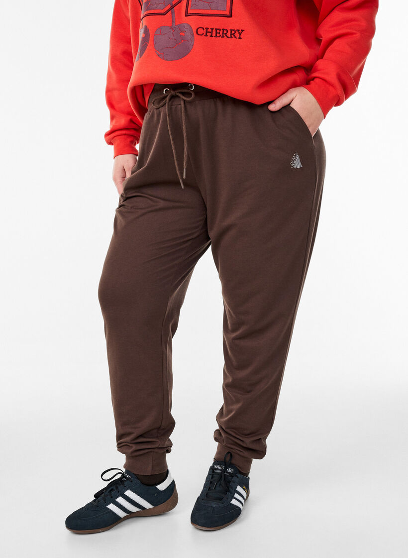 Sweatshirt med motiv framtill, R&ouml;d, Model image number 3