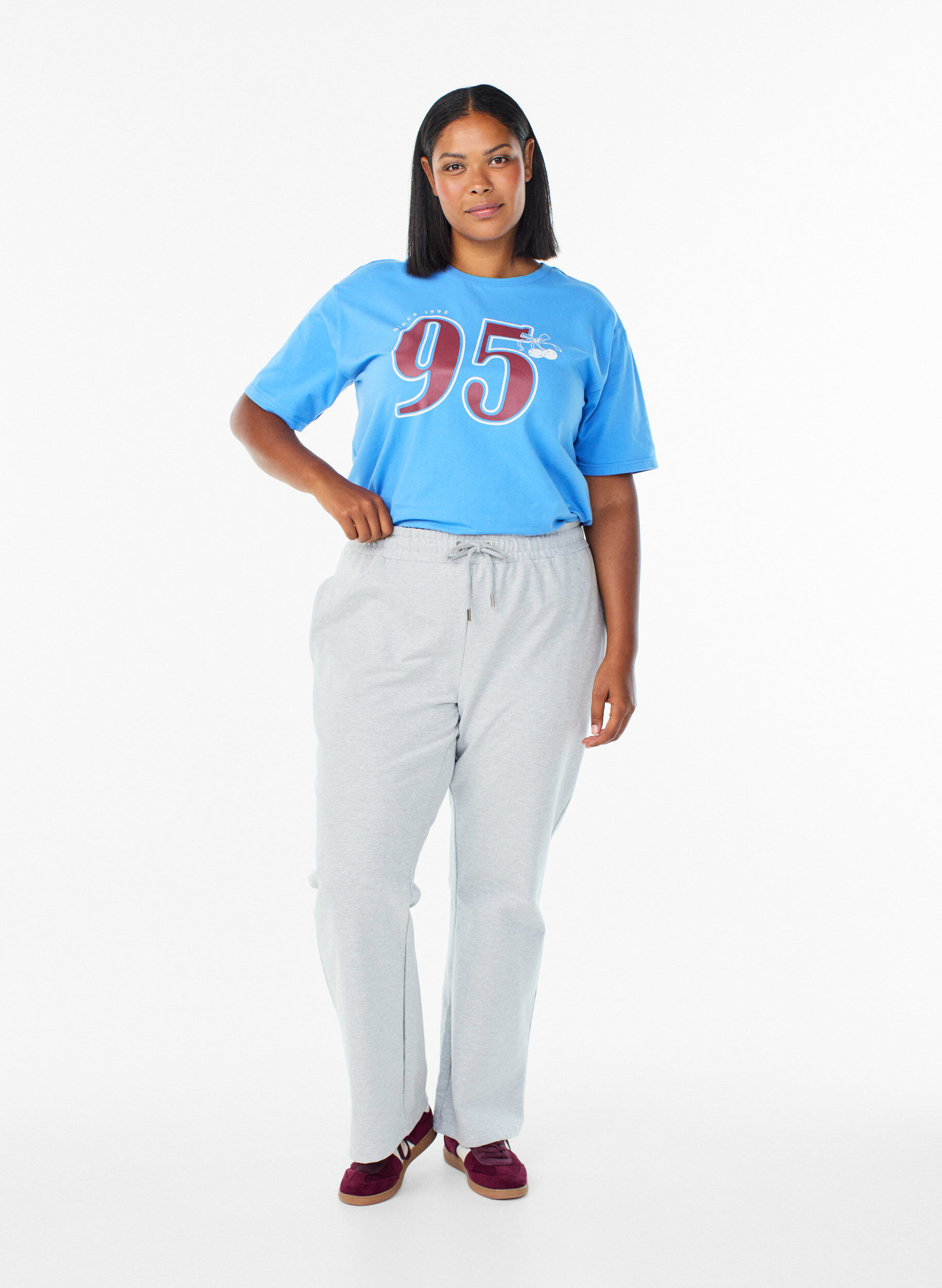 ZizziSportig t-shirt i ekologisk bomull, Bl&aring;, Model image number 1