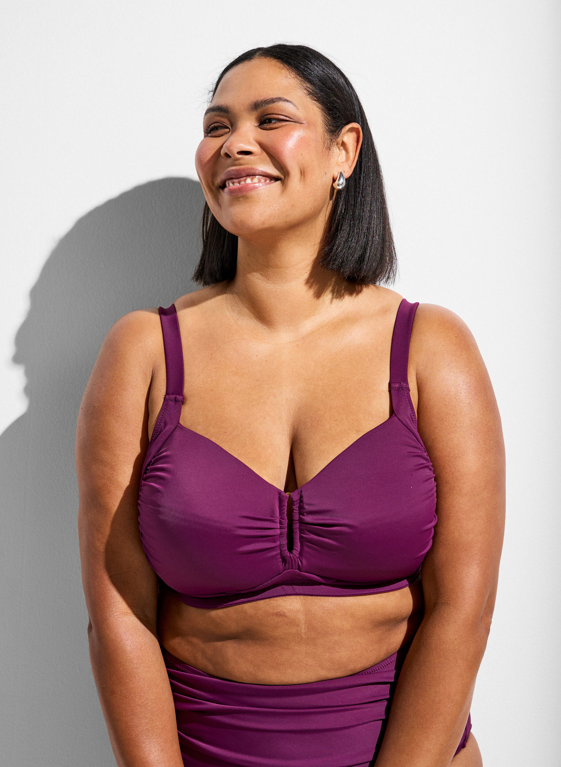 ZizziVadderad bikinitopp med ringdetalj, Lila, Model image number 0