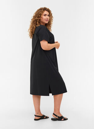 Kortärmad klänning i bomull med slits, Black, Model image number 1