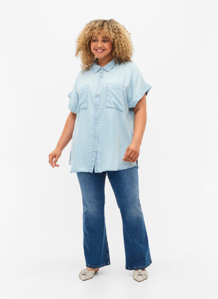 Kortärmad skjorta i lyocell (TENCEL™), Light blue denim, Model image number 2